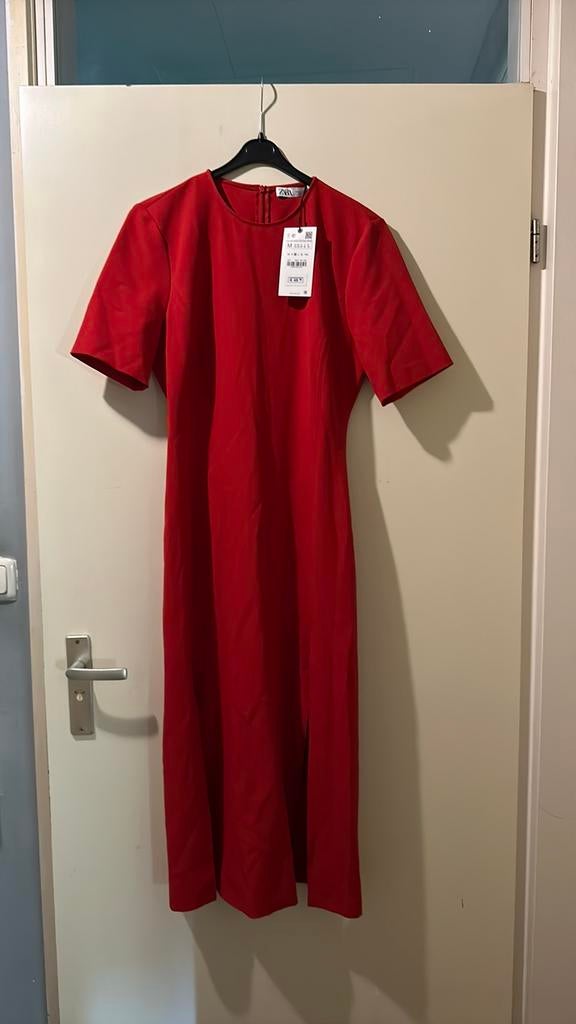 Laatste ‼️ prachtige lange rode galajurk te koop nieuw ‼️‼️, Maat 38/40 (M), Galajurk, Nieuw, Ophalen of Verzenden