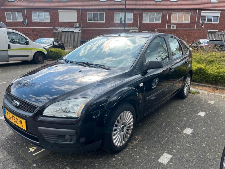 Ford Focus 1.6 74KW 5D 2006 Zwart, Auto's, Ford, Particulier, Focus, Benzine, B, Hatchback, Handgeschakeld, Geïmporteerd, Zwart