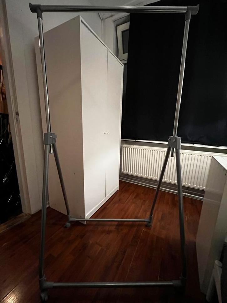 Kledingrek - Handig en stevig, Kleding | Dames, Kledingrekken, Gebruikt, Met wielen, Ophalen