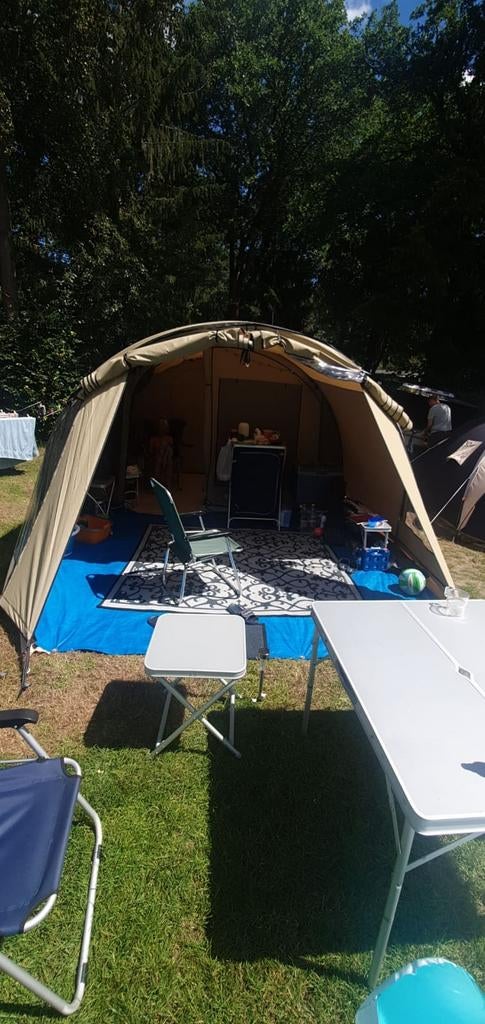 Falko havik 3500 tunneltent, Ophalen, Gebruikt, Tot en met 4