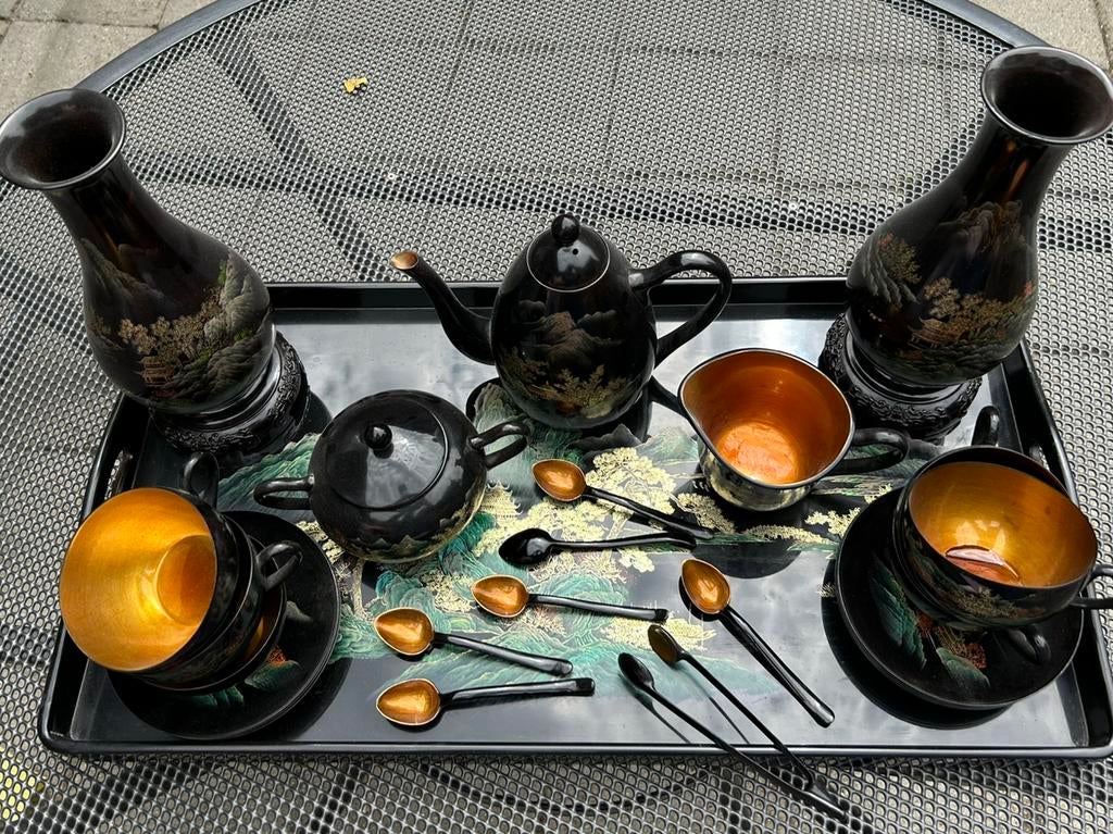 Antieke Chinese lakwerk theeset, Ophalen