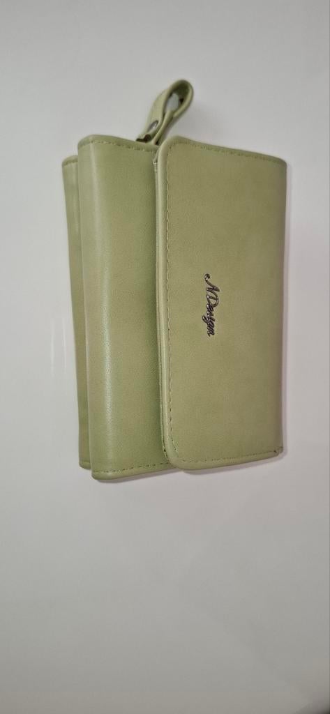 Stijlvolle lichtgroene portemonnee met rits en vakjes, Ophalen of Verzenden, Zo goed als nieuw, Groen, Overige merken