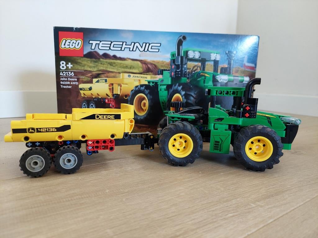Lego technic 42136 - John Deere, Ophalen of Verzenden, Zo goed als nieuw