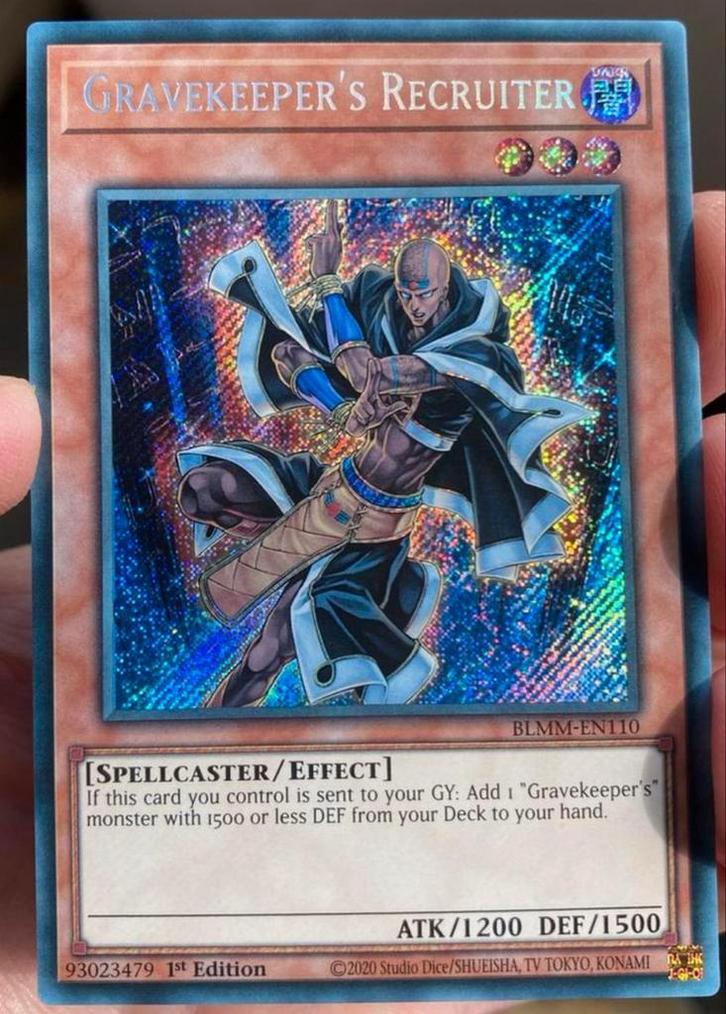 Yu-Gi-Oh! Gravekeeper’s Recruiter BLMM 1st Edition !, Hobby en Vrije tijd, Verzamelkaartspellen | Yu-gi-Oh!, Zo goed als nieuw
