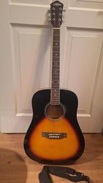 Gitaar te koop met hoes en snaren, Muziek en Instrumenten, Ophalen of Verzenden