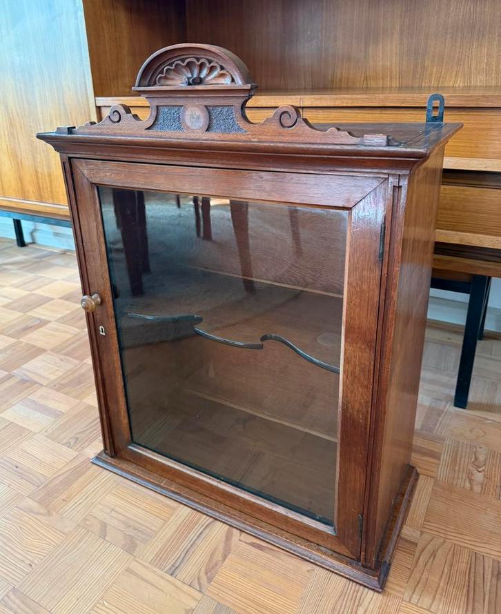 Antiek wand winkel vitrinekastje verzameling kastje, Huis en Inrichting, Kasten | Vitrinekasten, Gebruikt, Minder dan 100 cm, 50 tot 100 cm