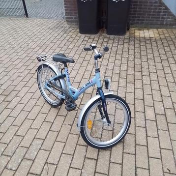 Leuke meisjes fiets 20 inch met terug trap rem  beschikbaar voor biedingen