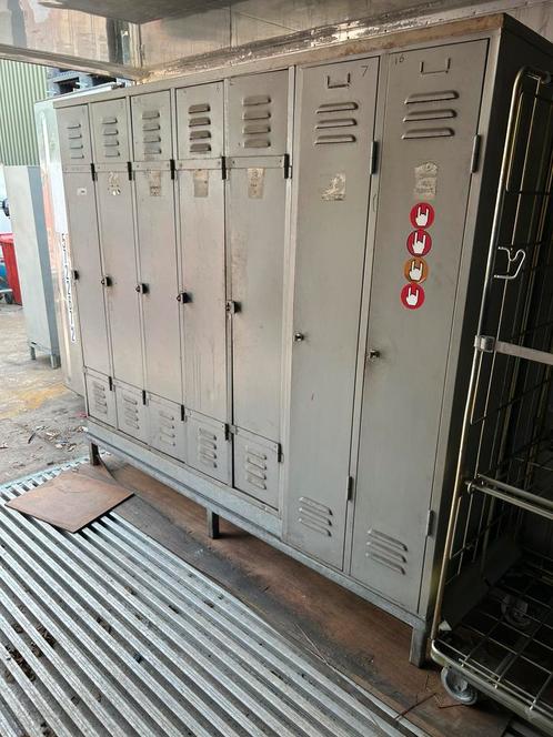 Vintage industrie locker kasten zo uit de fabriek, Huis en Inrichting, Kasten | Lockerkasten, Gebruikt, Ophalen