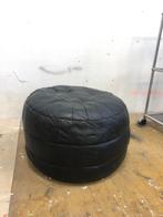 Vintage poef van zwart leer - patchwork, Minder dan 50 cm, Gebruikt, Ophalen of Verzenden, Vintage