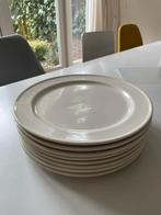 8 dinerborden (30 cm), Royal Boch, Huis en Inrichting, Ophalen, Zo goed als nieuw, Bord(en), Effen