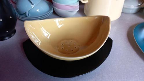vintage fruitvergiet Driehoek - Huizen geel-zwart, Huis en Inrichting, Keuken | Servies, Gebruikt, Overige typen, Overige stijlen