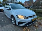 Volkswagen Golf 1.0 TSI 110 PK Comfortline Business R-Line, Voorwielaandrijving, Stof, Zwart, Wit