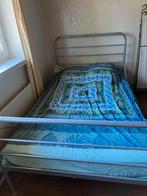 Twijfelaar metaal dwarse spijlen ipv rechtop, Huis en Inrichting, Slaapkamer | Bedden, Ophalen, Zo goed als nieuw