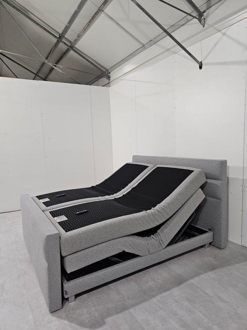 Karlsson Elektrische Boxspring 180x210 met voetenbord, Huis en Inrichting, Slaapkamer | Boxsprings, Zo goed als nieuw, 180 cm