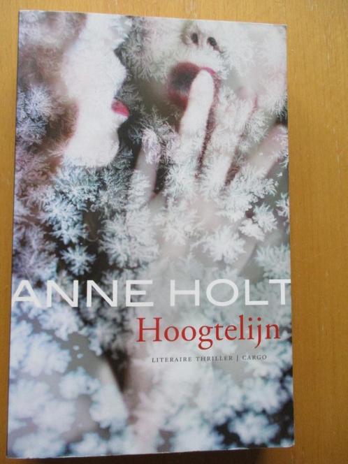 Anne Holt " Hoogtelijn"., Boeken, Detectives, Zo goed als nieuw, Ophalen of Verzenden