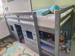 Halfhoogslaper Ties grijs met hutwanden., Kinderen en Baby's, Kinderkamer | Stapelbedden en Hoogslapers, Ophalen, Gebruikt, Halfhoogslaper
