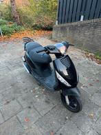 Piaggio zip 70cc geel kenteken, Fietsen en Brommers, Scooters | Piaggio, Ophalen of Verzenden, Zo goed als nieuw, Tweetakt, Zip