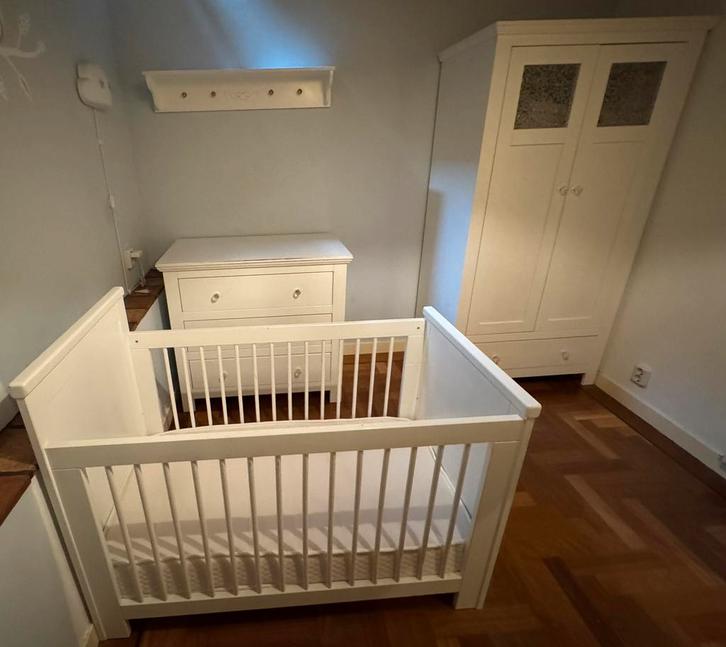 Bopita kinderkamer , commode, kast, ledikant, schommelstoel, Kinderen en Baby's, Kinderkamer | Complete kinderkamers, Gebruikt
