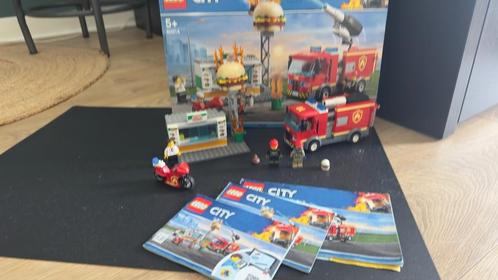 LEGO City 60214 – Burger Bar Brandweerinzet, Kinderen en Baby's, Speelgoed | Duplo en Lego, Zo goed als nieuw, Lego, Complete set