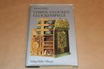 Uurwerken, Klokken & Beiaarden — Hét Standaardwerk, Antiek en Kunst, Ophalen of Verzenden
