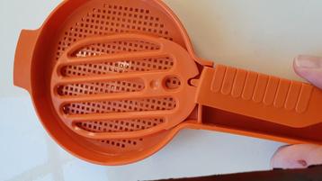 Tupperware Poedersuiker Strooier - Oranje beschikbaar voor biedingen