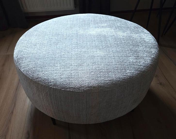 Grote ronde poef/hocker diameter 80cm (Borne Overijssel), Huis en Inrichting, Banken | Voetenbanken en Poefen, 100 tot 125 cm