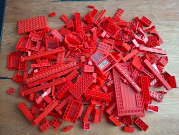 Lego kleur rood. 0,5 kilo. beschikbaar voor biedingen