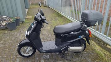 Sym E-Virid Snor/25 km Bj 11-2015 zwart 13400km beschikbaar voor biedingen