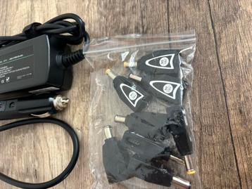 Laptop autolader universeel nieuw! beschikbaar voor biedingen