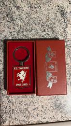 Fctwente 50 jaar bestaan limited edition sleutelhanger, Verzamelen, Sleutelhangers, Ophalen of Verzenden, Zo goed als nieuw
