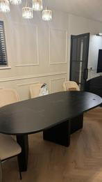 Mooie ovale eettafel, Huis en Inrichting, Ophalen, Overige materialen, 100 tot 150 cm, 200 cm of meer
