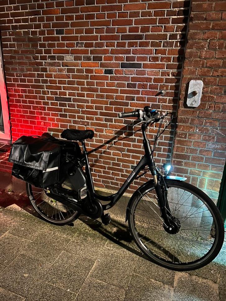 Pointer e-bike in uitstekende staat!, Fietsen en Brommers, Fietsen | Dames | Omafietsen, Zo goed als nieuw, Versnellingen, Ophalen of Verzenden