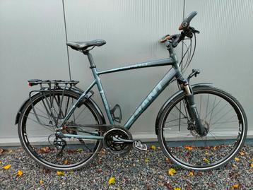 Giant Aspiro R5 Disc herenfiets.
Maat XL. Shimano XT. beschikbaar voor biedingen
