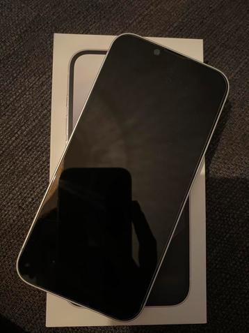 iPhone 16e - 128GB - Nieuwstaat! beschikbaar voor biedingen
