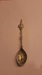 Verzilverd lepeltje 'Dom Utrecht'., Antiek en Kunst, Antiek | Goud en Zilver, Ophalen of Verzenden, Zilver