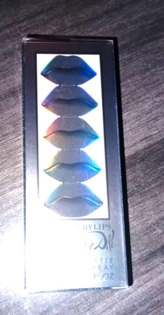 Nieuwe geur Salvador dali rubbylips 30 ml, Sieraden, Tassen en Uiterlijk, Uiterlijk | Parfum, Nieuw, Ophalen of Verzenden