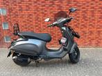 Vespa Sprint 50cc 2020 E5 Full Option Akrapovic, Fietsen en Brommers, Brommers | Vespa, Ophalen, Overige modellen, Maximaal 45 km/u
