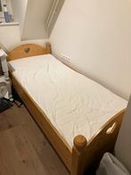 Kinderbed, geschikt voor matrasmaat 190x80, Ophalen, Eenpersoons, Bruin, 190 cm of minder