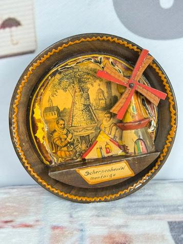 Scherpenheuvel montaigu antiek wandbord met draaiende molen beschikbaar voor biedingen