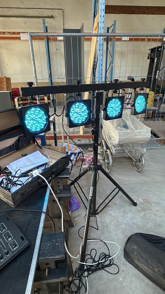 Led verlichting disco, Muziek en Instrumenten, Licht en Laser, Gebruikt, Licht, Geluidgestuurd, Kleur, Ophalen
