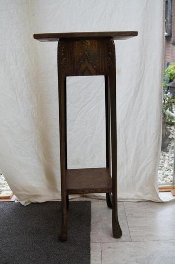 Tafeltje   ( Art en craft beschikbaar voor biedingen