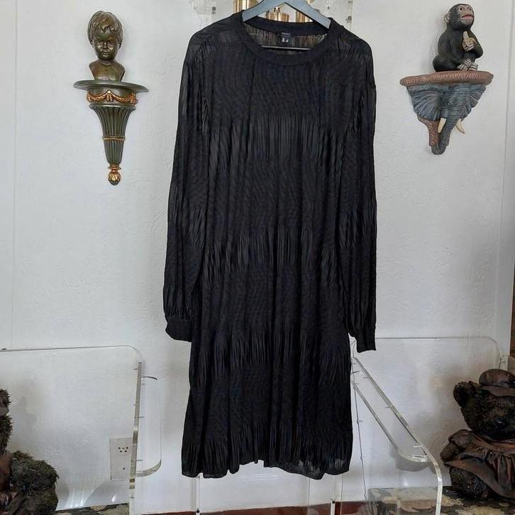 Jurk van het merk Yesta.  Maat 2 (48/50), Kleding | Dames, Grote Maten, Nieuw, Jurk, Zwart, Verzenden