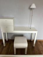 Gratis af te halen: Kaptafel met krukje, Ophalen, Gebruikt, 50 tot 100 cm, Minder dan 100 cm