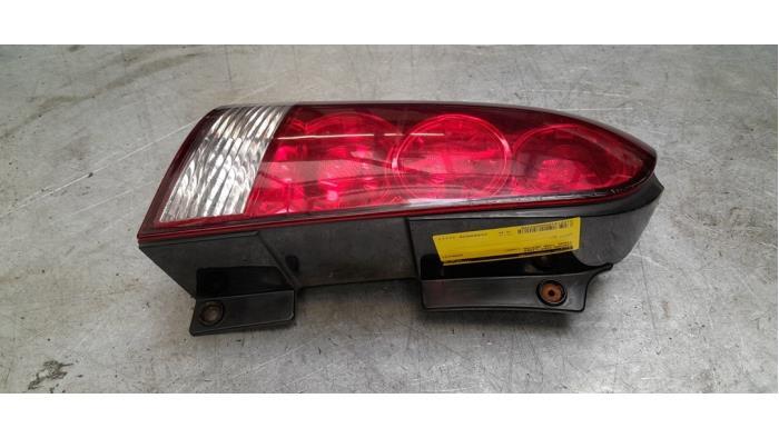 Achterlicht links van een Ssang Yong Rexton, Gebruikt, -, -, Ophalen of Verzenden