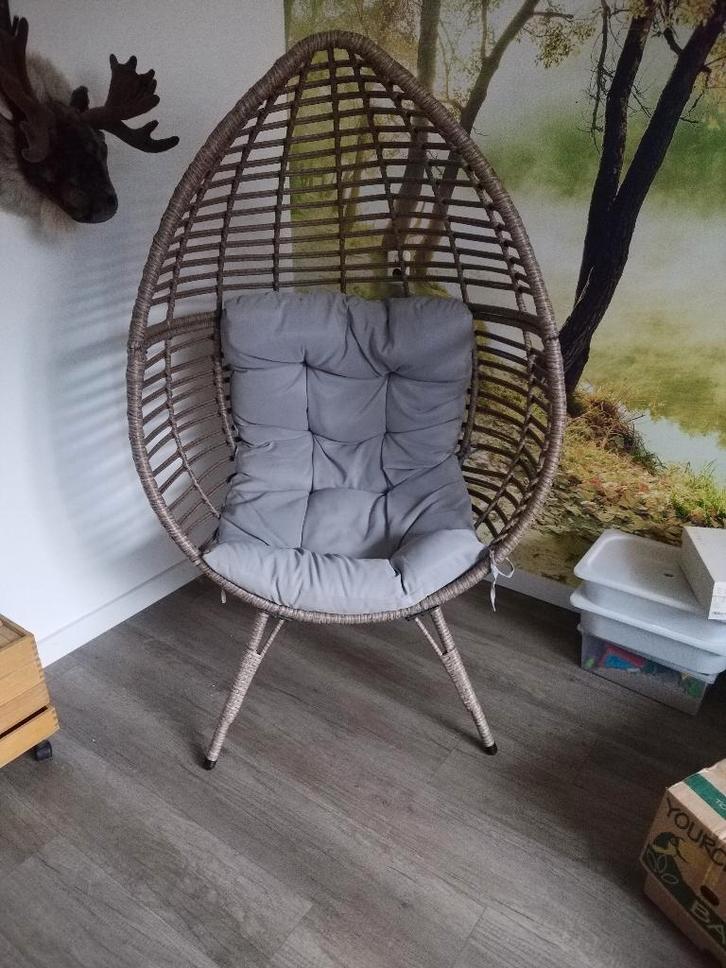 "Ei" stoel te koop, Huis en Inrichting, Stoelen, Zo goed als nieuw, Eén, Riet of Rotan, Bruin, Ophalen