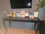 Zwart bureau/sidetable, Huis en Inrichting, Tafels | Sidetables, Gebruikt, 100 tot 150 cm, Ophalen of Verzenden, 25 tot 50 cm