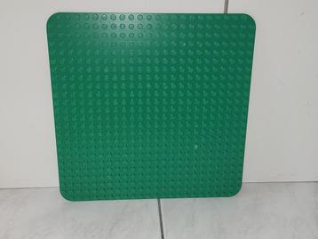 Duplo grote groene bouwplaat / grondplaat  beschikbaar voor biedingen
