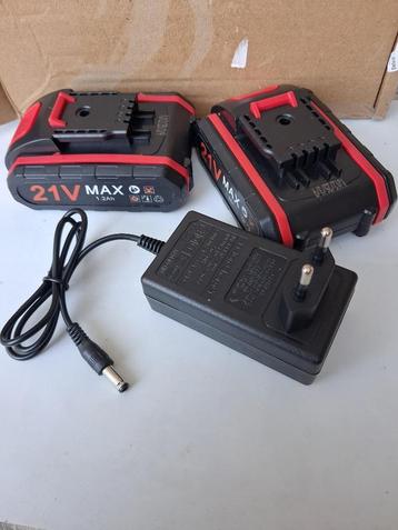 2 spiksplinter nieuwe   21  V  max  accu,s met oplader beschikbaar voor biedingen