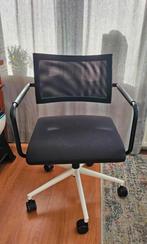 Ergonomische bureaustoel op wieltjes, nieuwstaat, Huis en Inrichting, Bureaustoelen, Ophalen, Zo goed als nieuw, Zwart