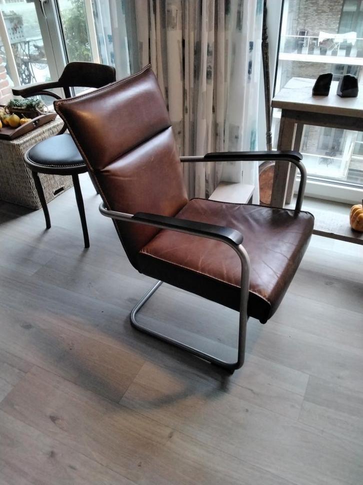 Driezits bank en 2 stoelen, Huis en Inrichting, Fauteuils, Zo goed als nieuw, Leer, 75 tot 100 cm, Ophalen